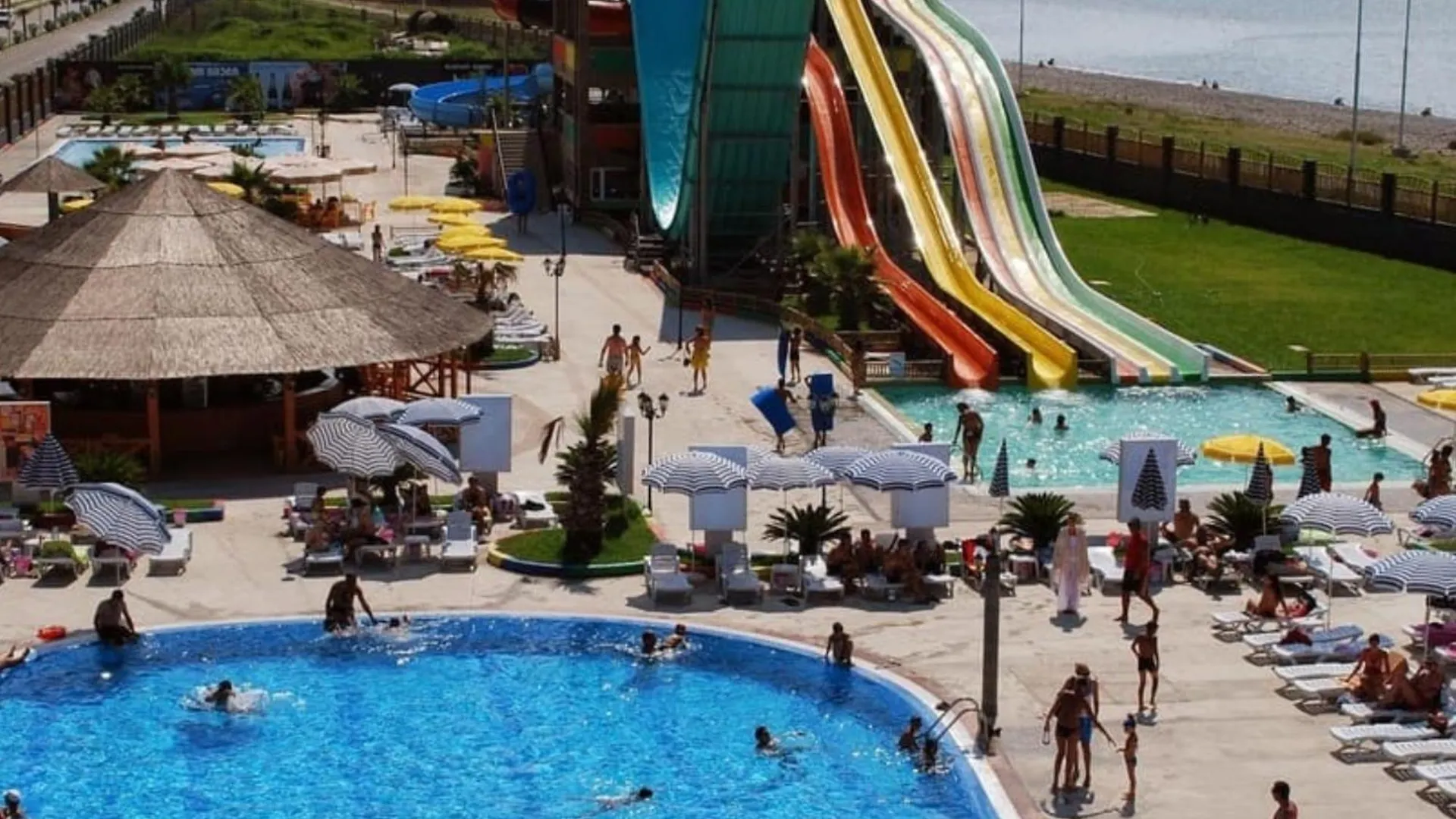 Comfortable Apartment#4 With Sea & Mountain View Free Wi-Fi Equipped For Long Term Stays Batumi Apartmán