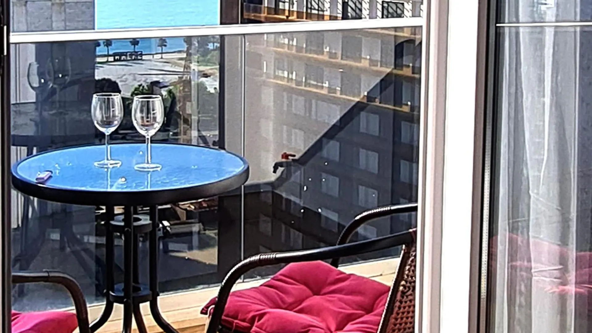 Apartmán Comfortable Apartment#4 With Sea & Mountain View Free Wi-Fi Equipped For Long Term Stays Batumi